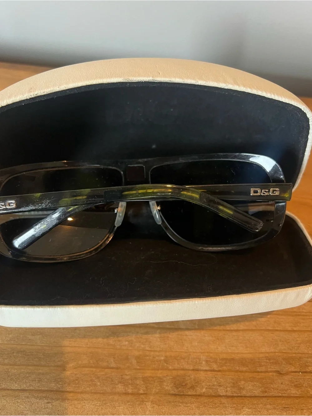 D&G Black and Gold Aviator Sunglasses Accent